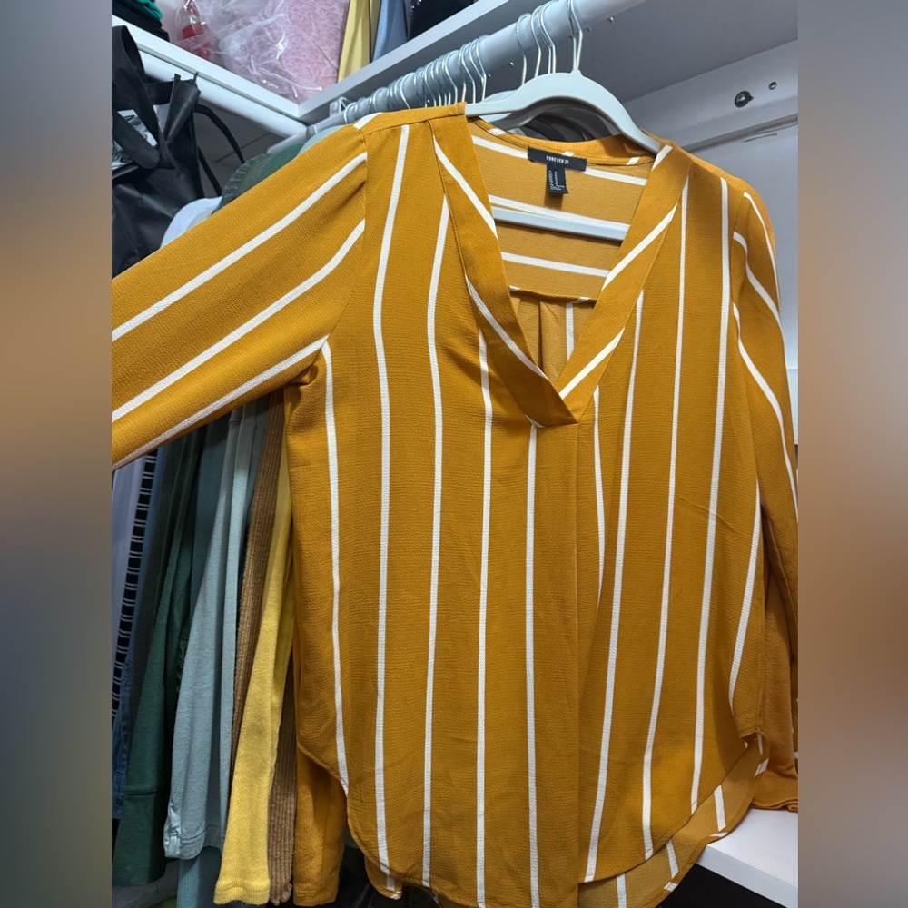 Forever 21 women tops